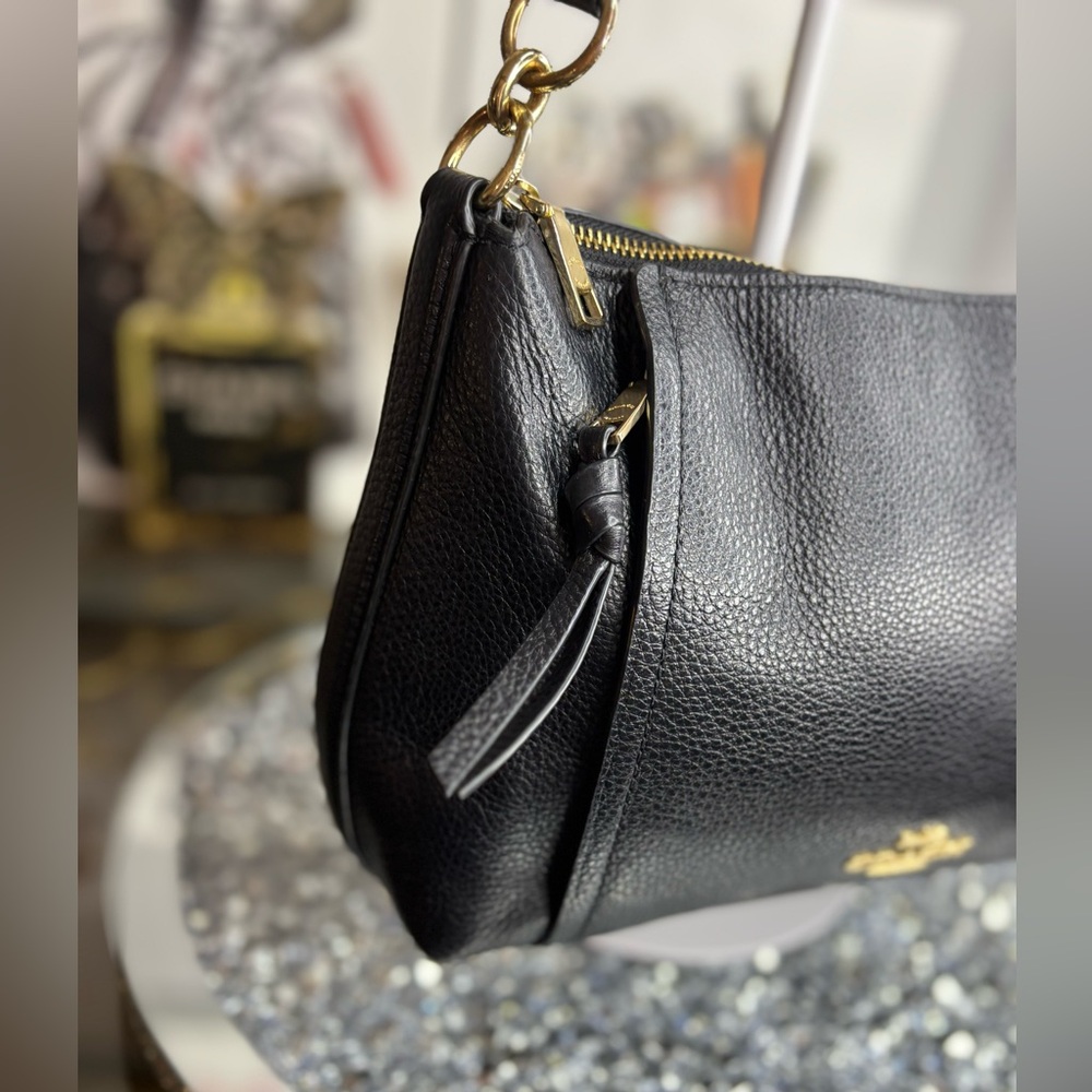 Coach 2020 Small Marlon Shoulder Bag EUC - Picture 7 of 16